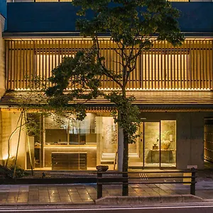 東山 四季花木 京都市